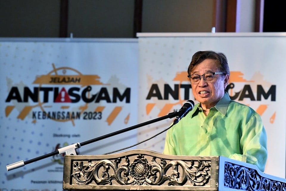 Govt must explore cheap alternative energy to replace diesel — Abang Johari