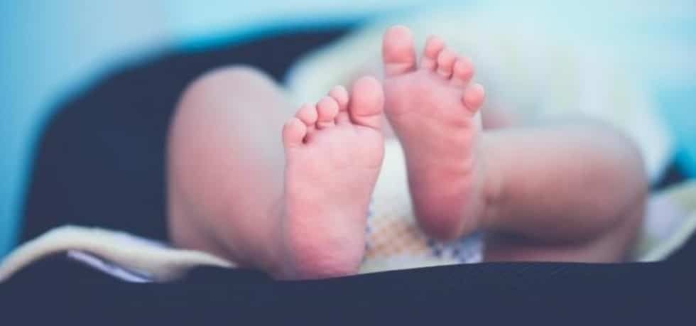 组屋垃圾桶发现女婴尸