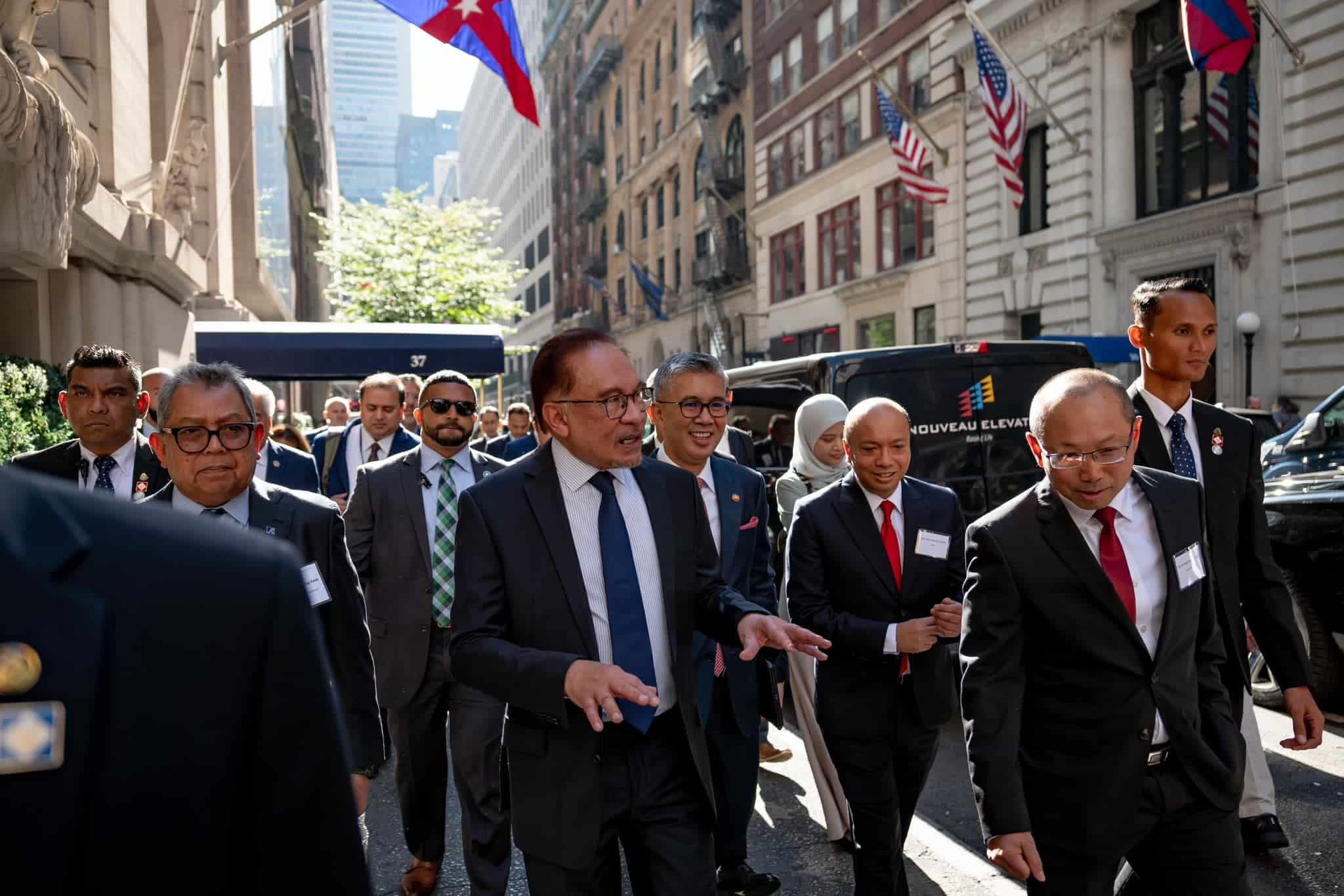 安华应邀10月出访阿联酋与沙地