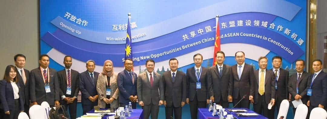 倪可敏会见中国住建部长交流 同意落实智慧城.家居.新能源合作协议