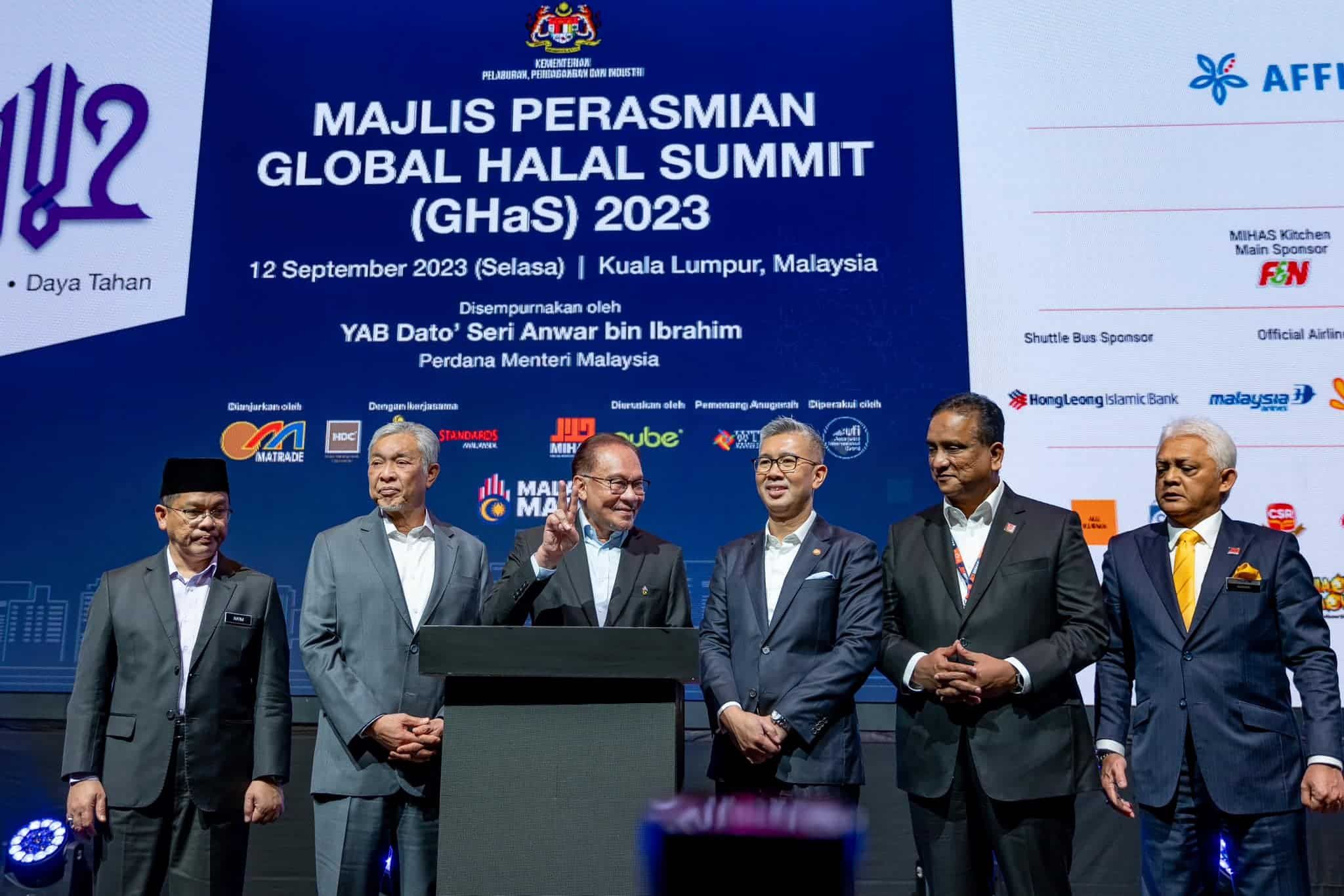 安华：内阁委会协调清真工业 继续提升地位.打开全球市场