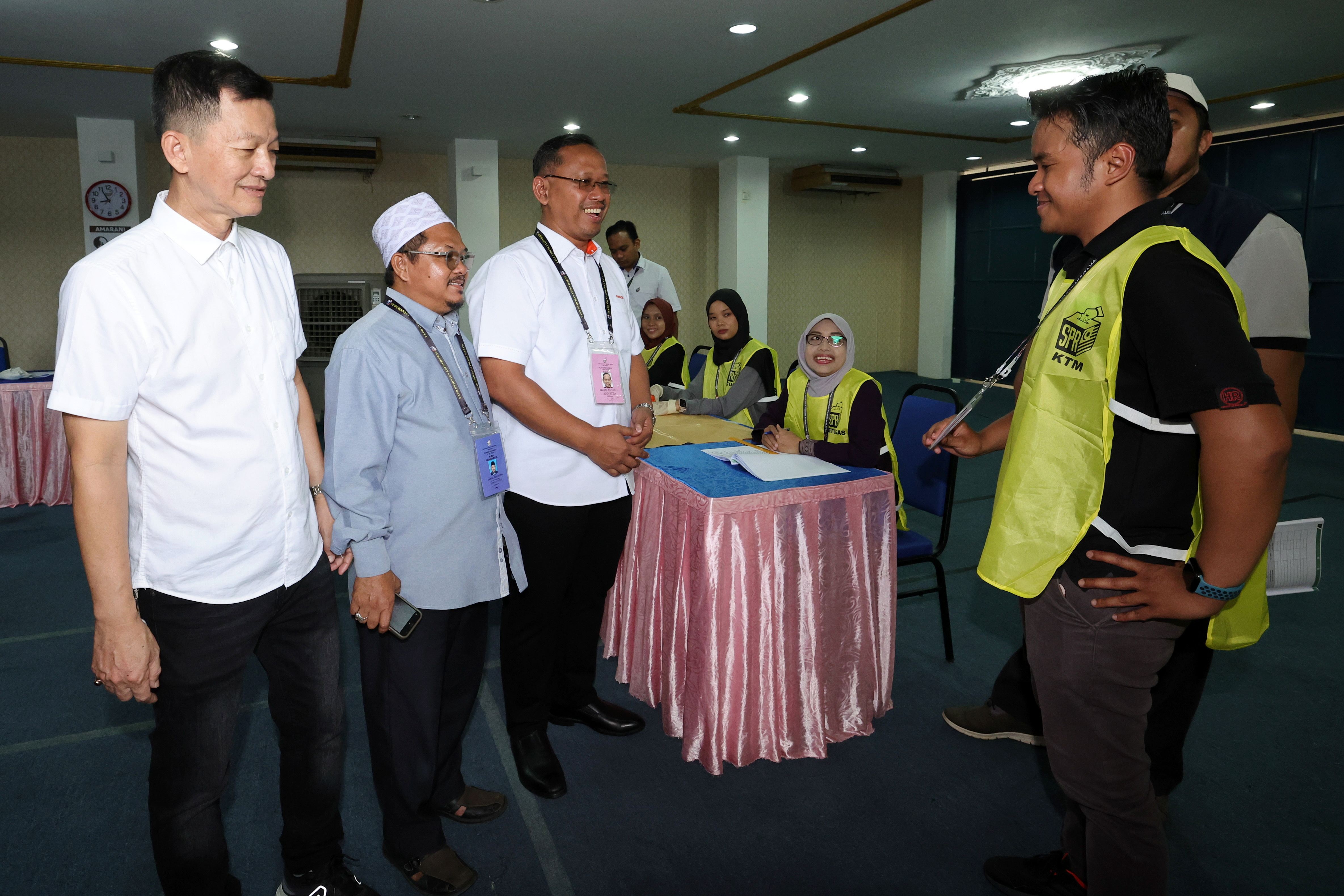 Suhaizan makes final push before Pulai polling day