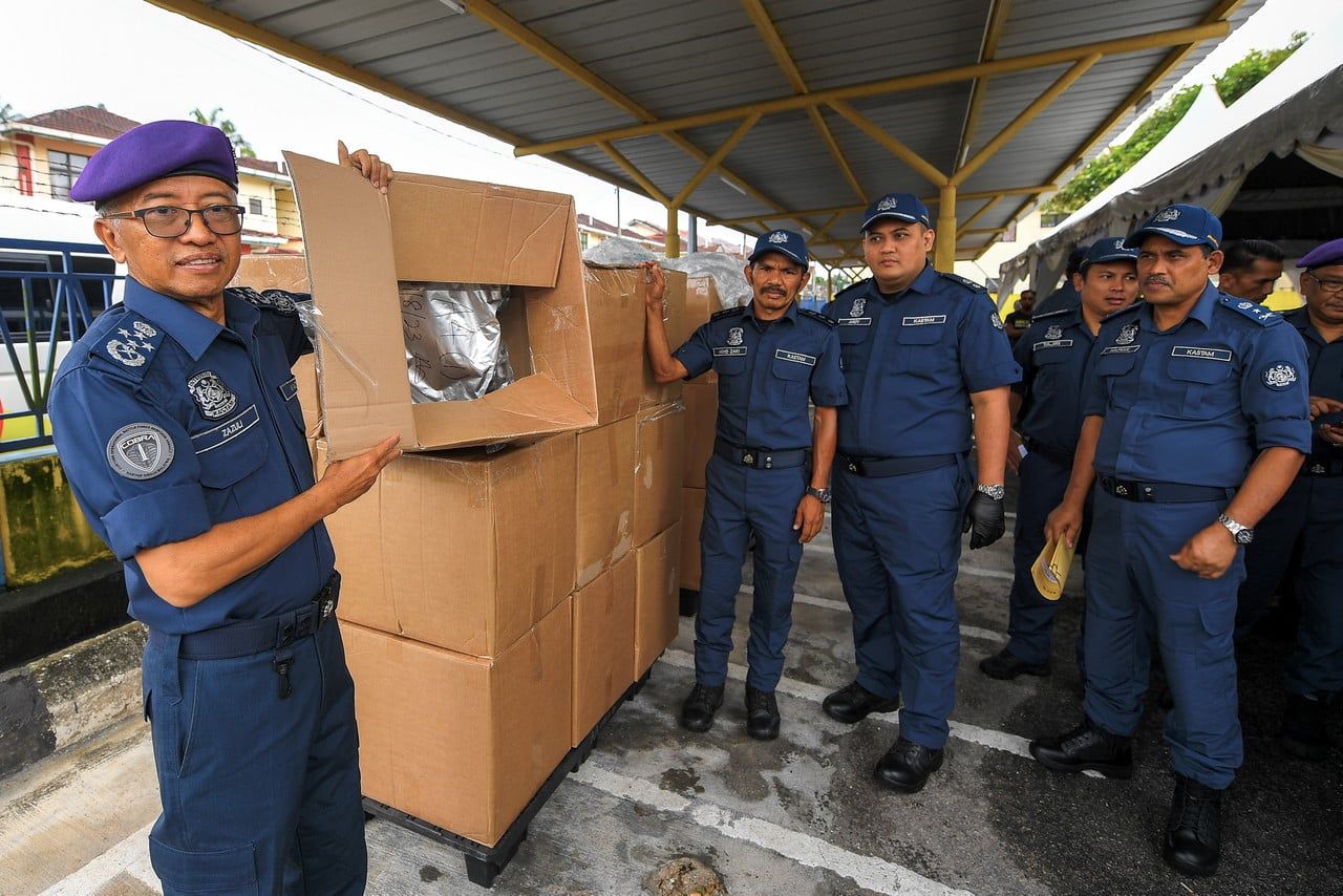 毒品空运企图走私入境  关税局捣破起值3200万摇头丸