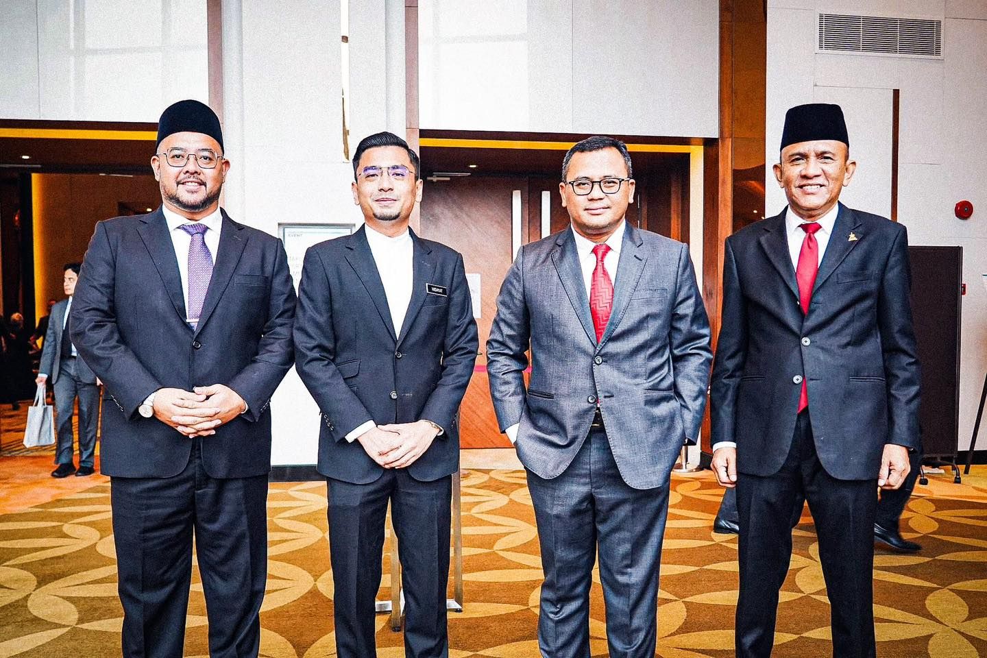 赛夫丁.阿都拉欣受委雪大臣政治秘书