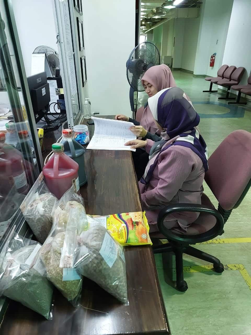 巴生市会抽采食品样本 检验化学成份与标准