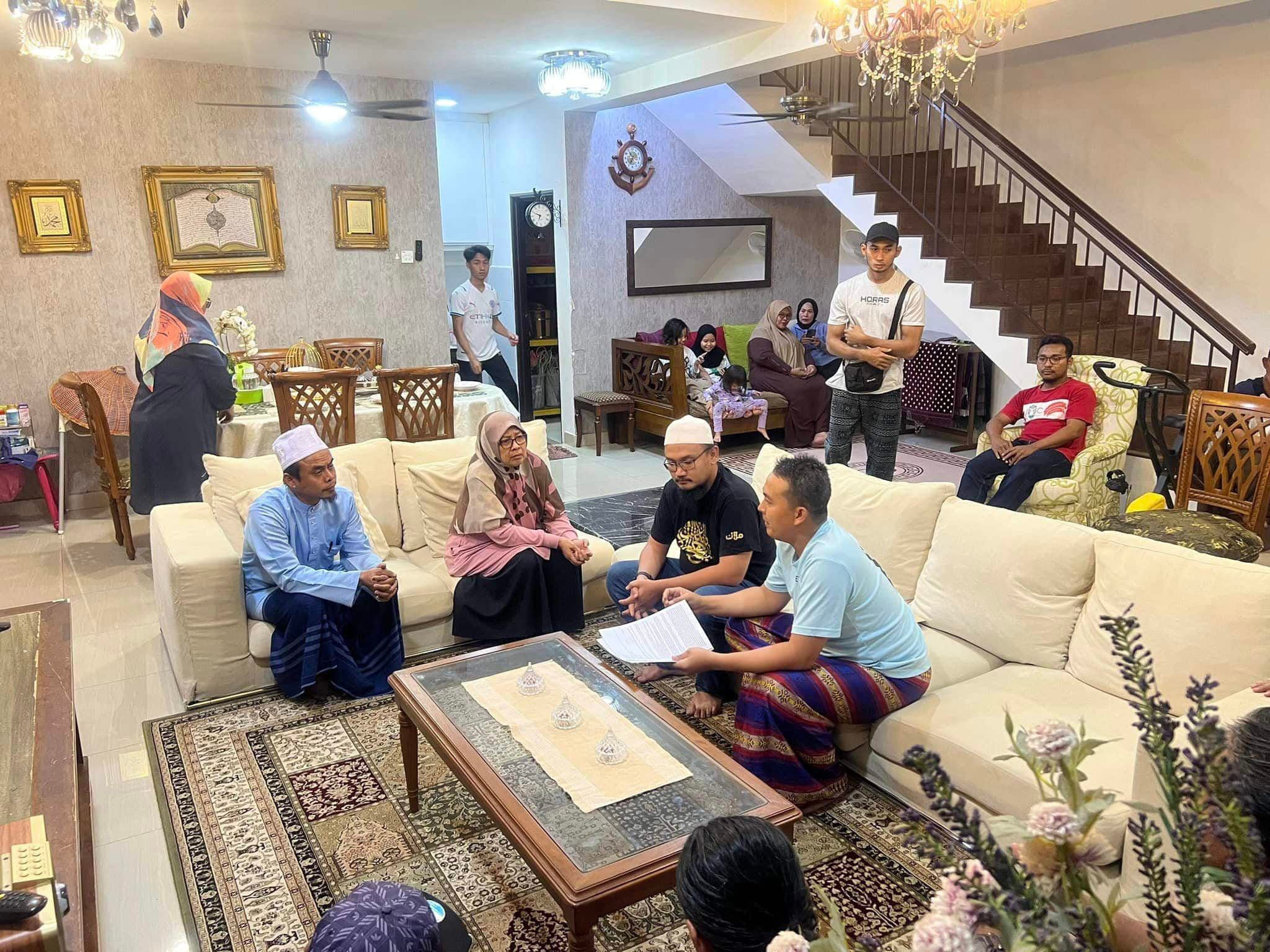 帝沙肯查纳花园水压偏低多年  玛丽安承诺寻对策解民困