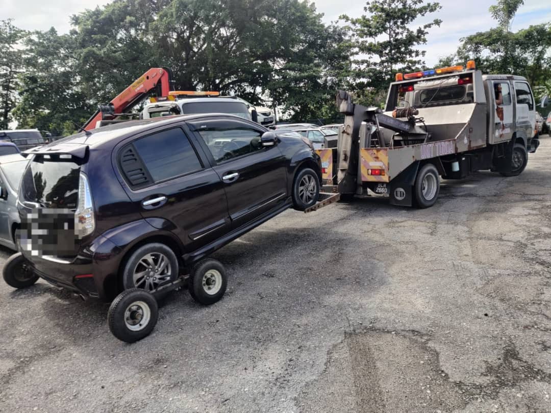 JWP, JPJ diminta tangani isu kenderaan terbiar di ibu kota, Putrajaya