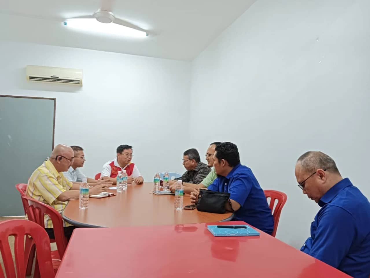 梁德志：雪水务局提2方案    解决吉胆岛水压偏低问题