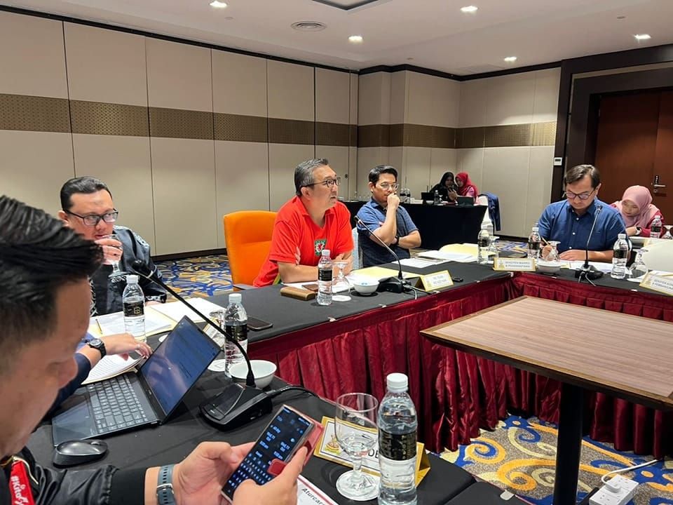 LRT3已完成90%.东铁C线15%   黄思汉：启用将提升公交使用率