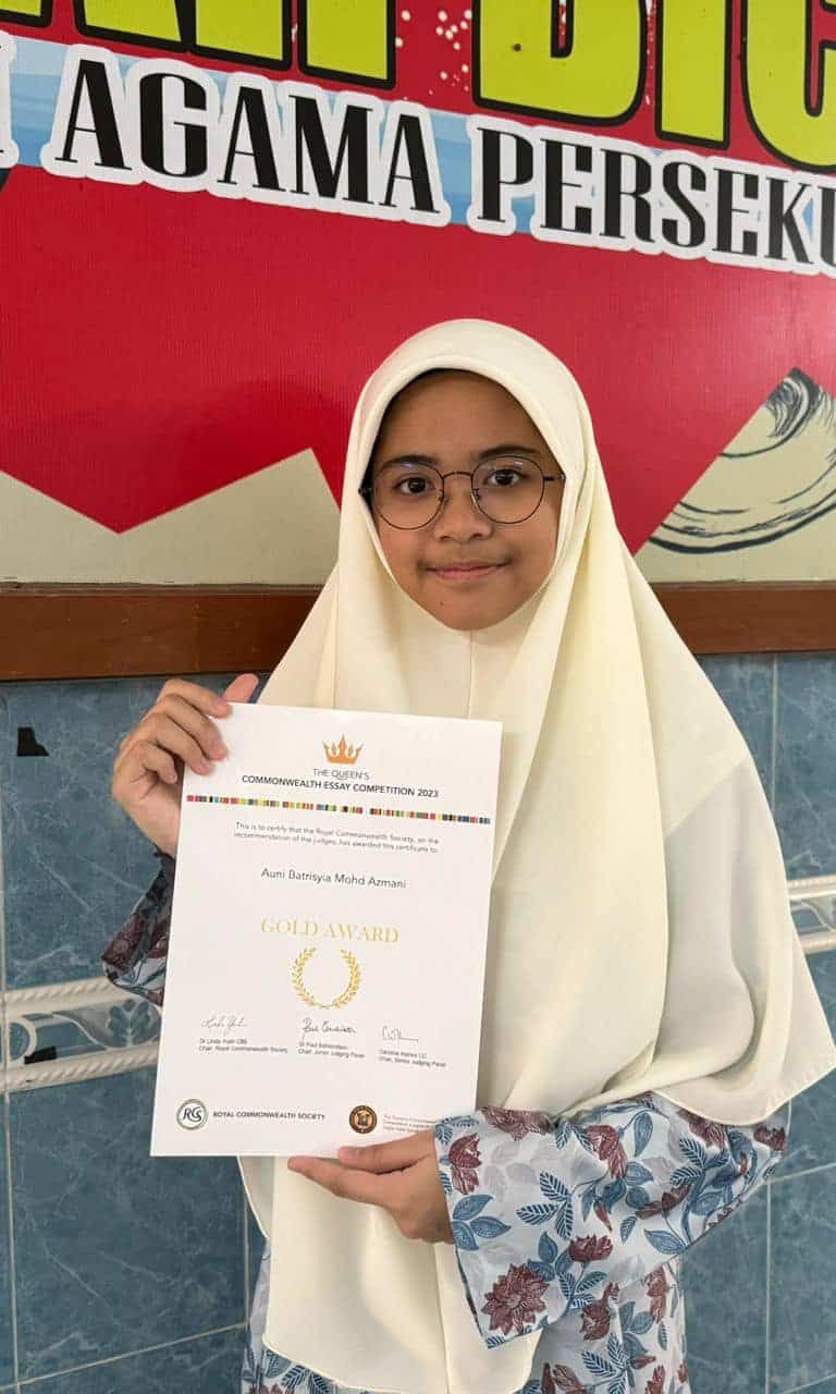 Pelajar menang pertandingan penulisan esei Komanwel