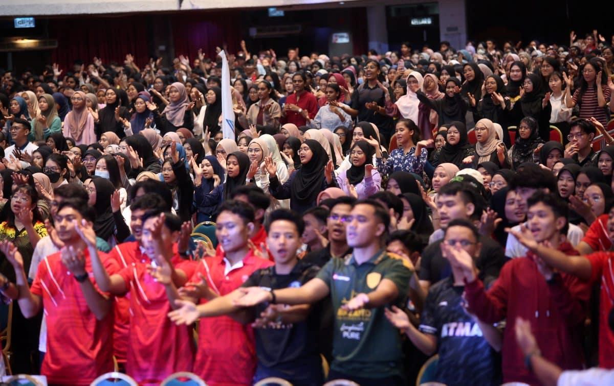 Responsible citizenship lies in understanding nation’s history — MB