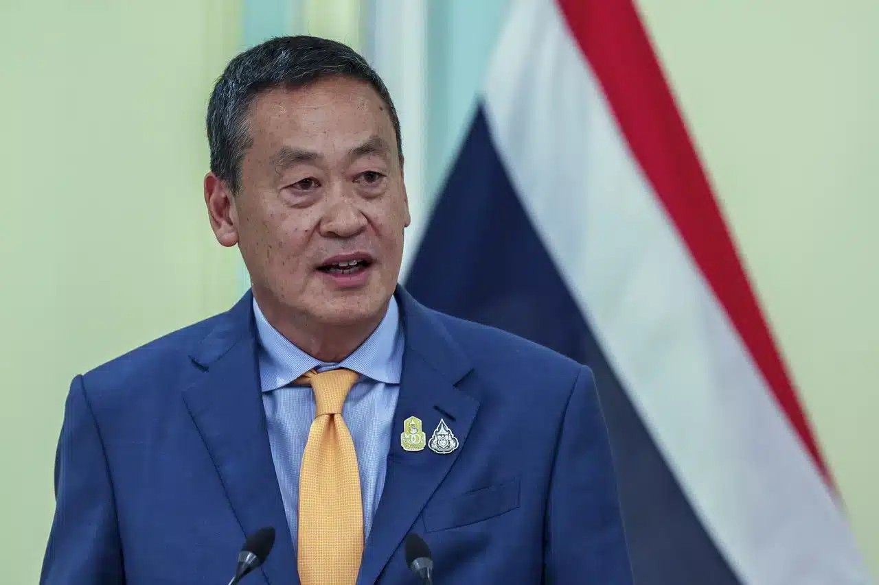 தாய். பிரதமர் மலேசியப் பயணத்தை முடித்துக் கொண்டு சிங்கைப் பயணமானார்