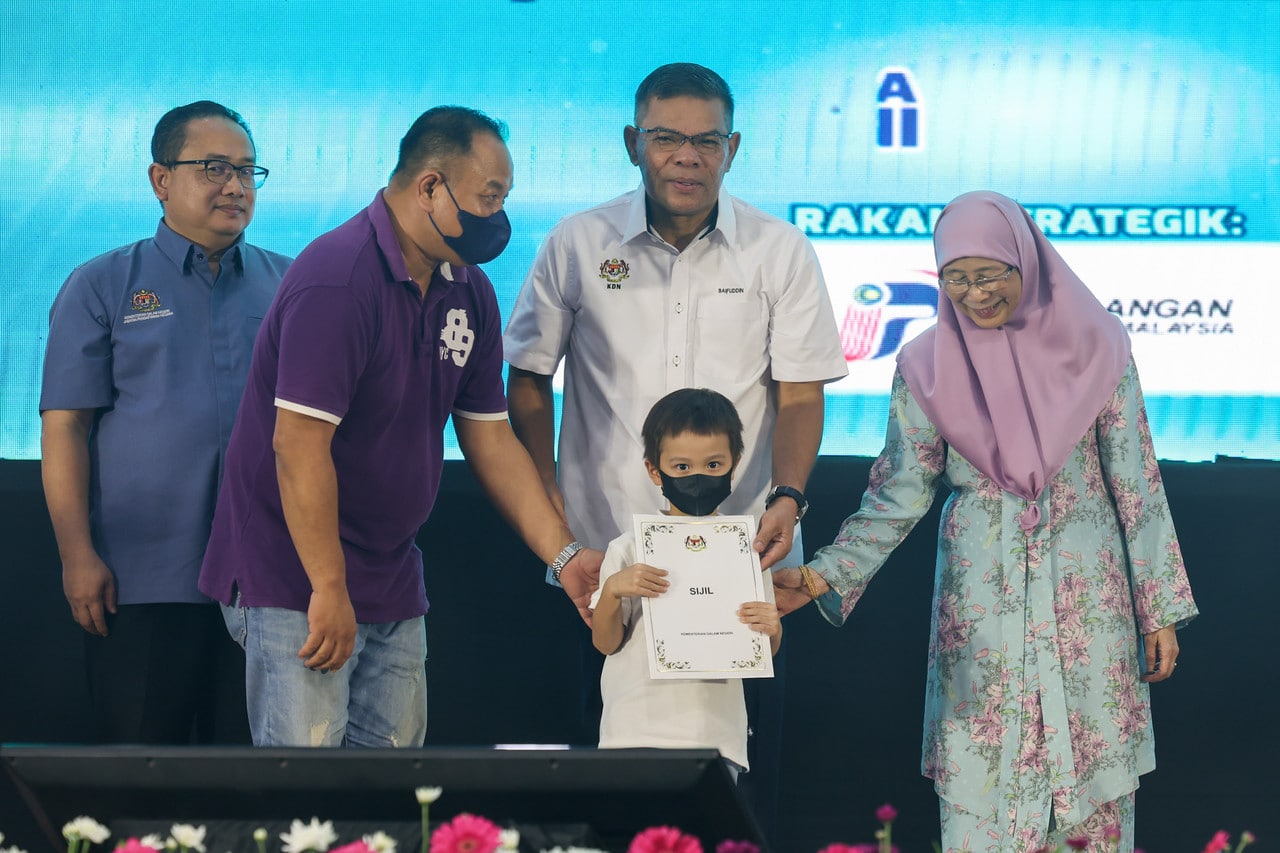 Home Ministry vetting over 9,000 citizenship applications — Minister