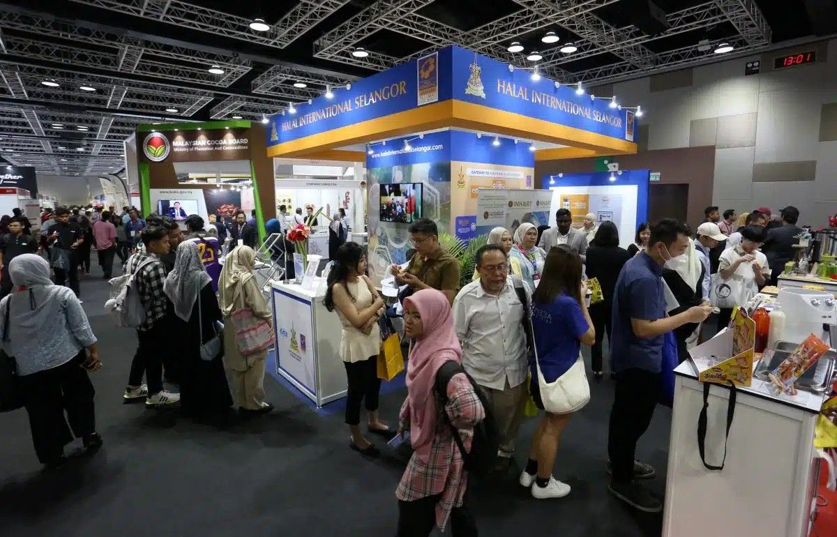 雪国际商峰会7月及10月登场   黄思汉：冀创70亿潜在交易额