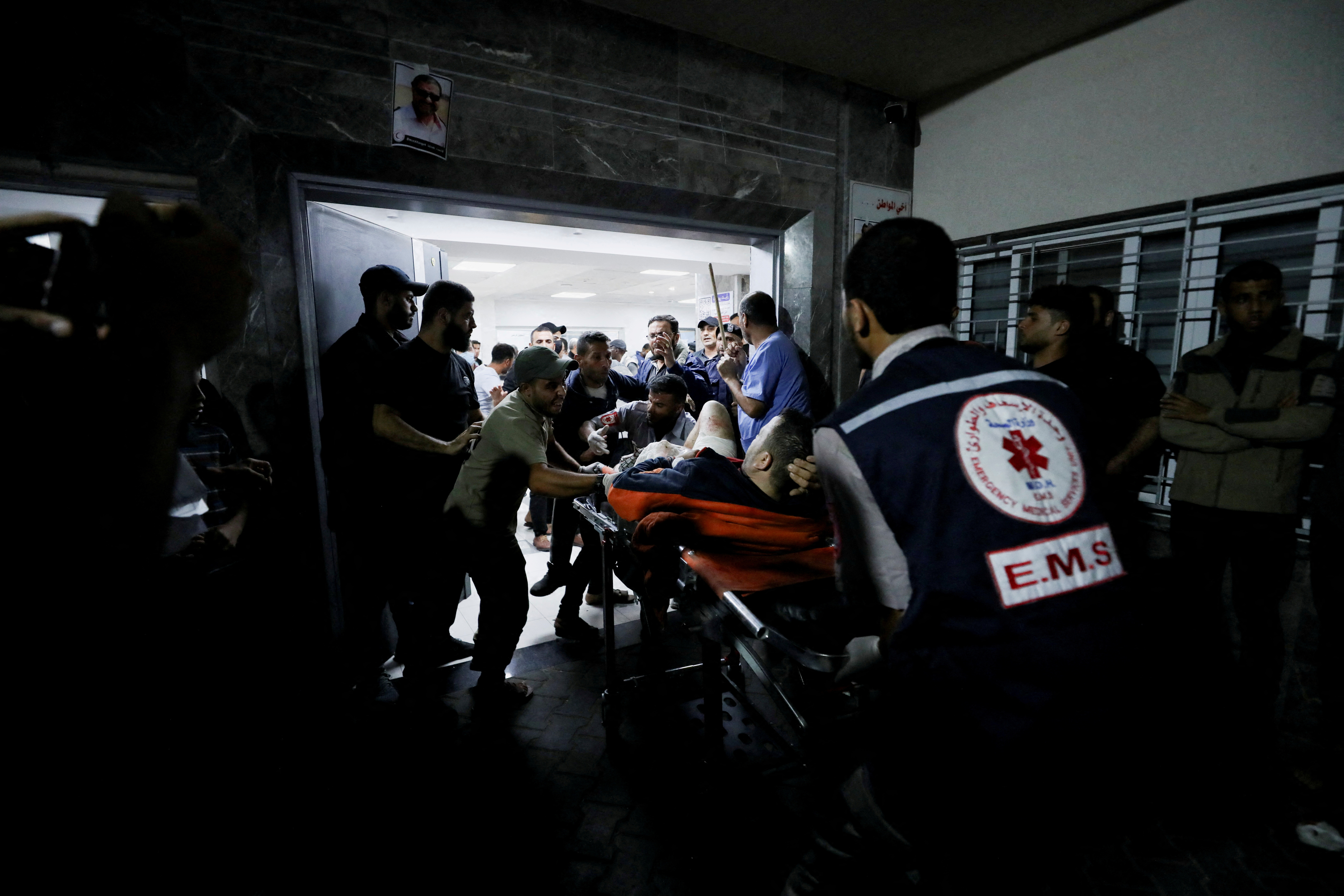 In deadly day for Gaza, hospital strike kills hundreds