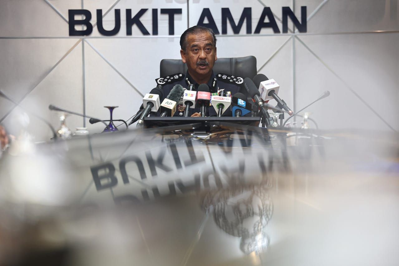 现仅郊区偏远警局10pm后关门 总警长：警局运作正常