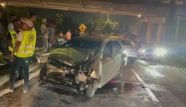 宝马女司机称走错路逆行 惊慌与迎面轿车对撞