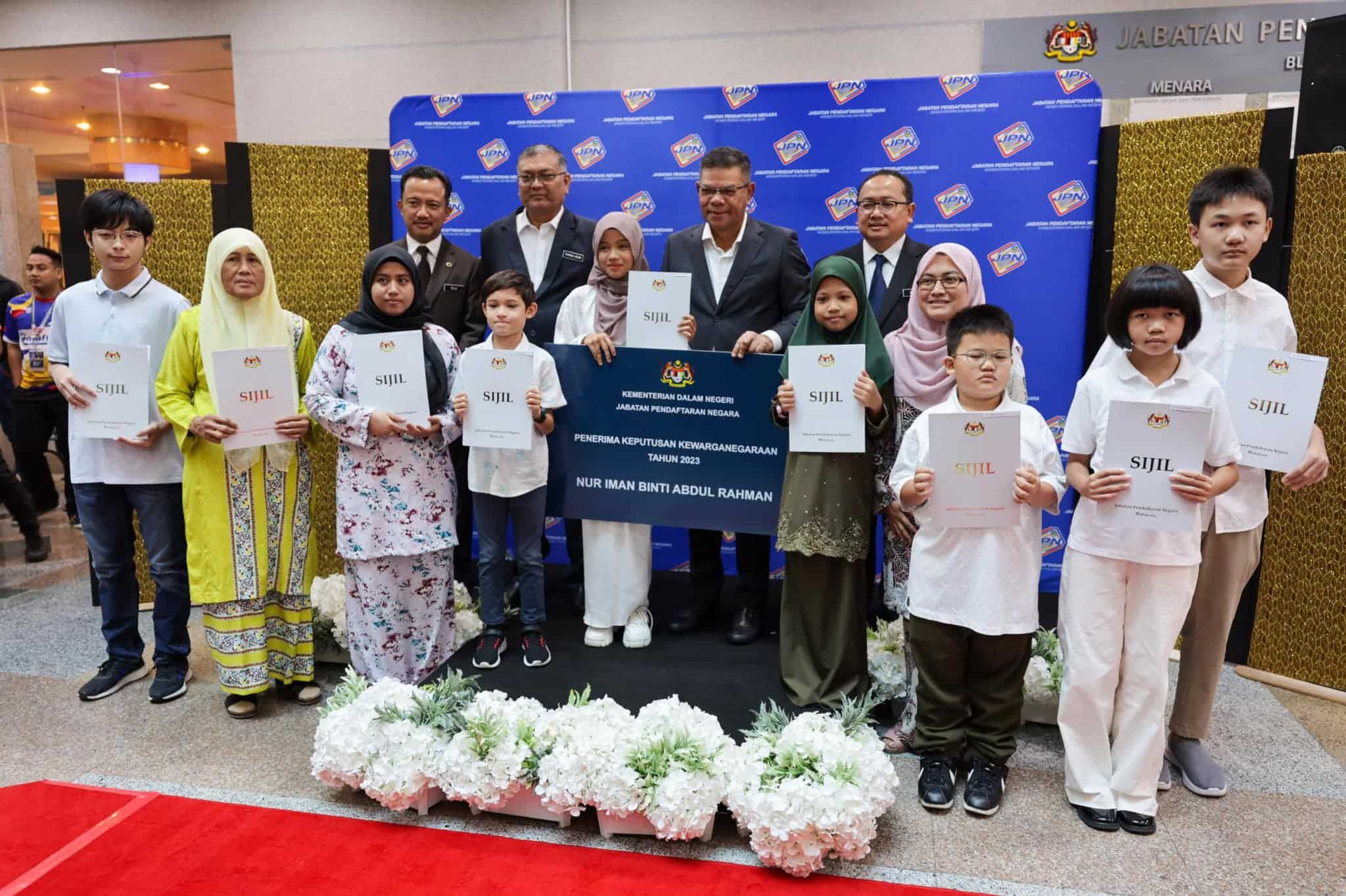 登记局推新系统筛检公民权申请  赛夫丁：安检程序缩短至14天