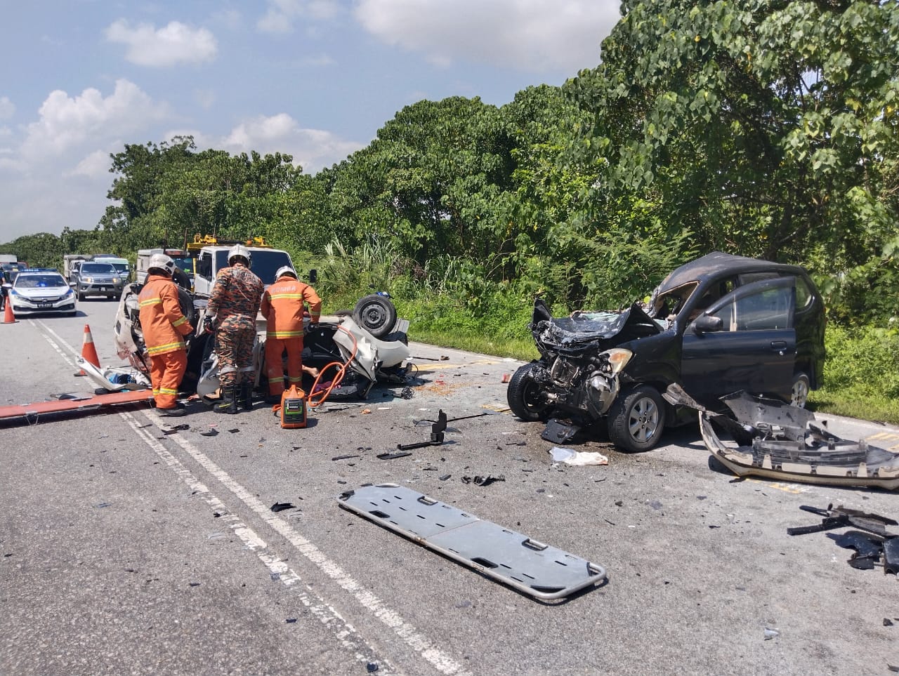 Tiga maut kemalangan dua kenderaan di Jalan Kuala Kubu Bharu