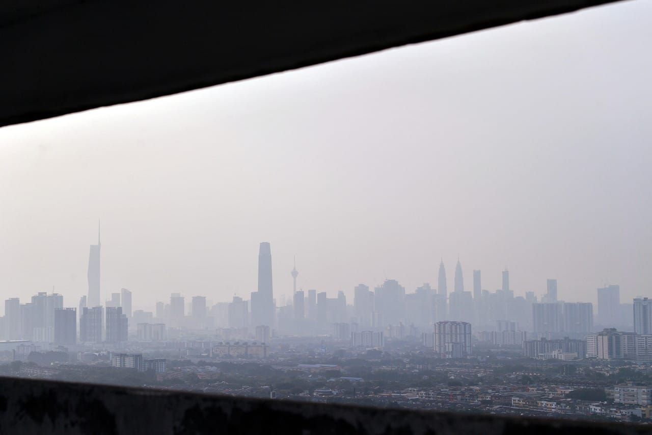 多喝水.戴口罩.少外出   雪水务管理局授招防雾霾