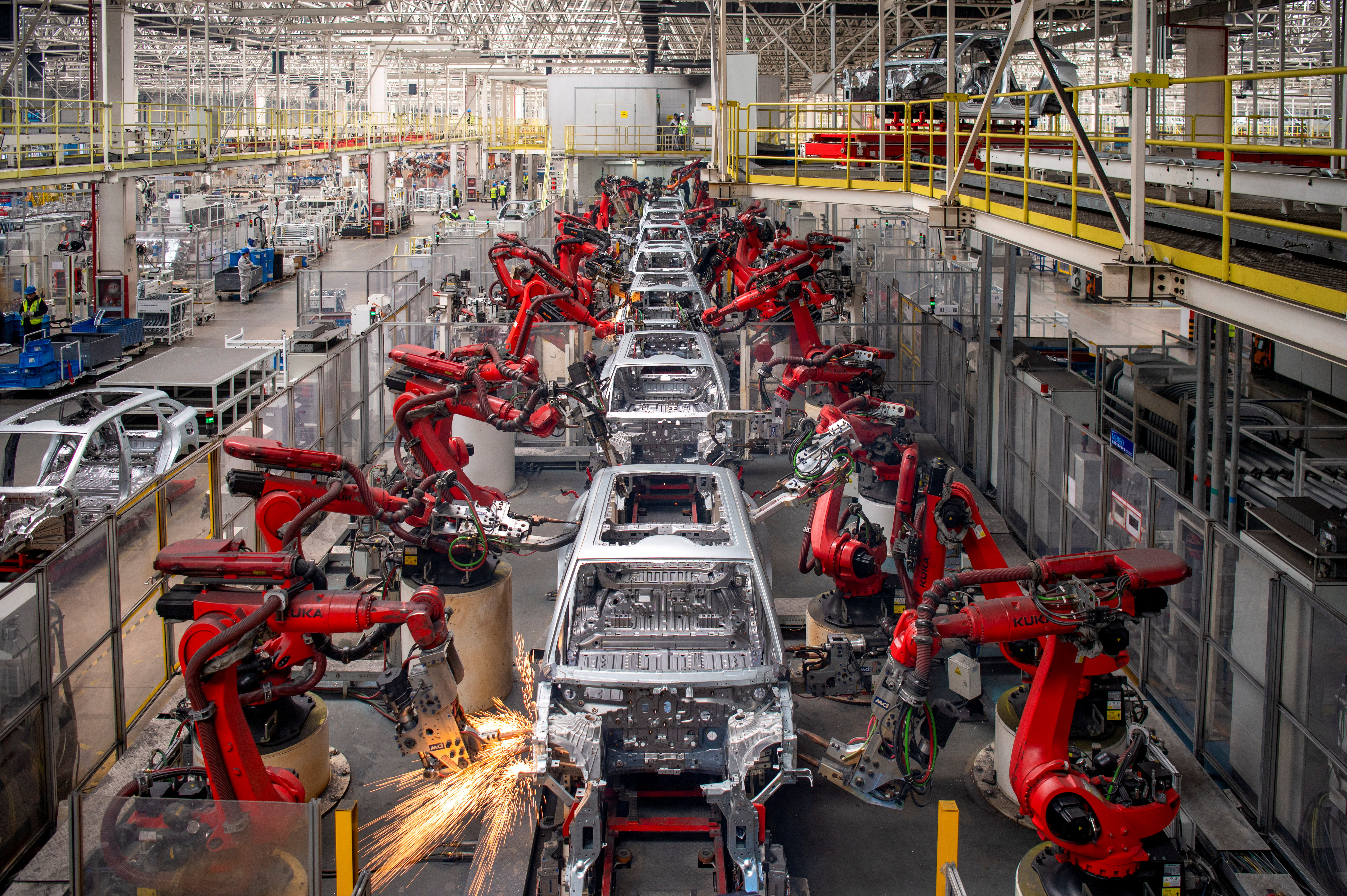 IMF says global economy 'limping along,' cuts growth forecast for China, euro area