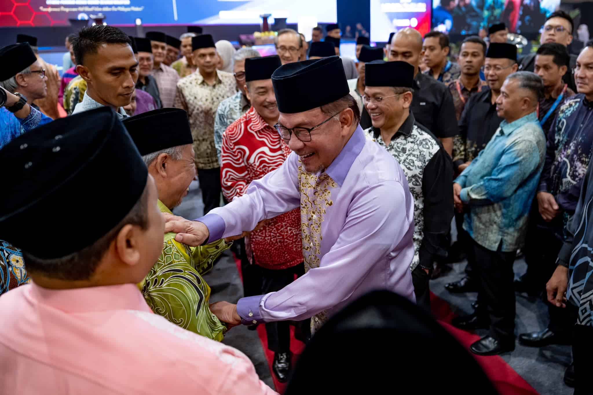 PM seru agensi agama, tokoh Islam beri input dalam RMK12, belanjawan