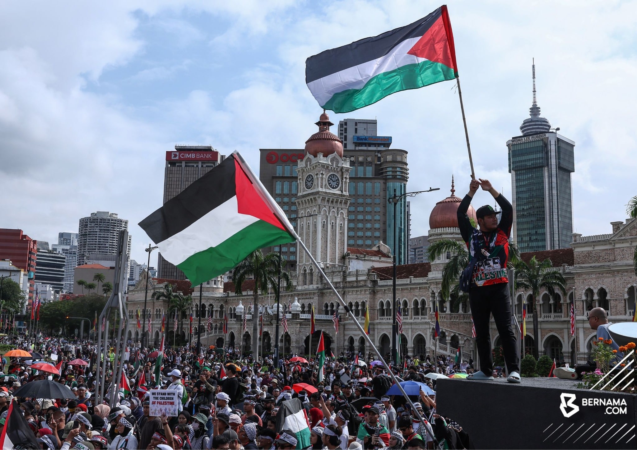 Ribuan sertai himpunan solidariti Palestin di Dataran Merdeka