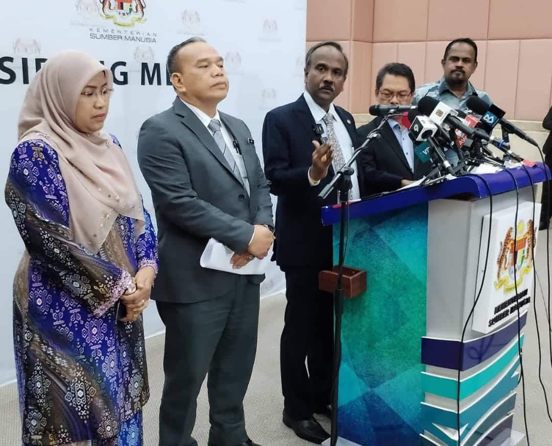 இந்திய வர்த்தகர்கள் அந்நியத் தொழிலாளர்களைத் தருவிக்க அக். 10 முதல் விண்ணப்பிக்கலாம்-  அமைச்சர் சிவகுமார் அறிவிப்பு