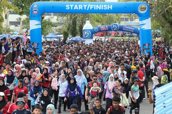 Sambutan Hari Sukan Negara 2023 meriah, ribuan sertai aktiviti sukan, riadah