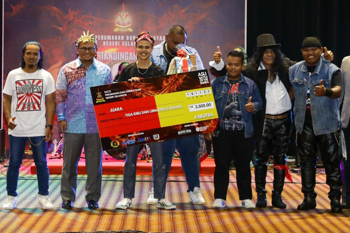 Mayang juara Asli Battle of The Bands, terima wang tunai RM3,500