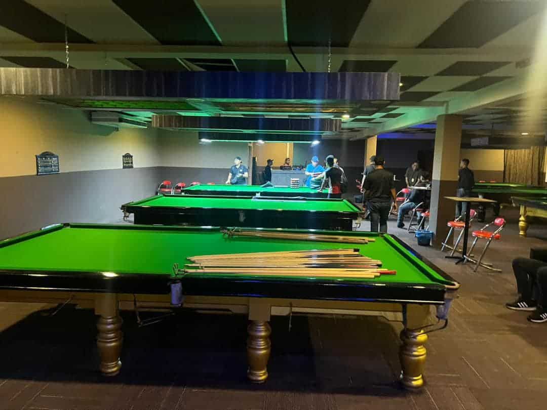 蒲种再也一桌球中心无牌营业   遭梳邦市厅勒令关闭