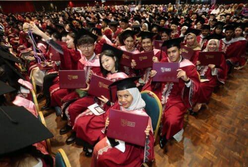 逾7.8万STPM毕业生获公立大学录取