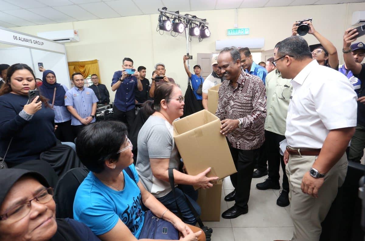 Lebih 950,000 individu dapat kerja melalui portal MyFutureJobs
