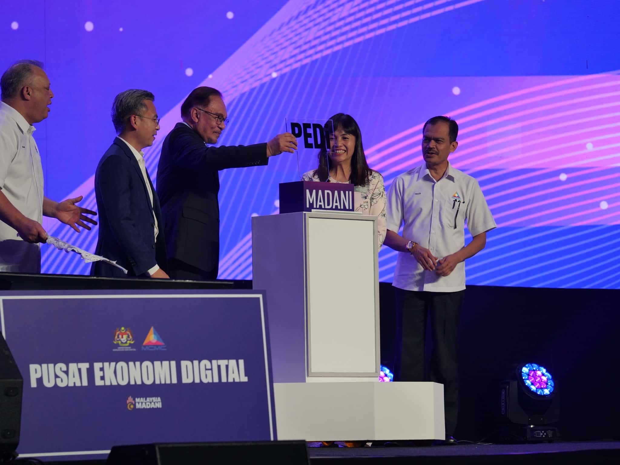 PEDi managers, assistant managers to get extra RM500 allowance next year