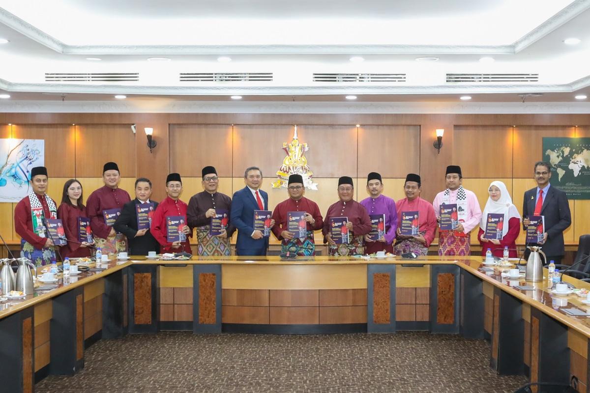 Selangor announces 2.5 month bonus for its civil servants — MB