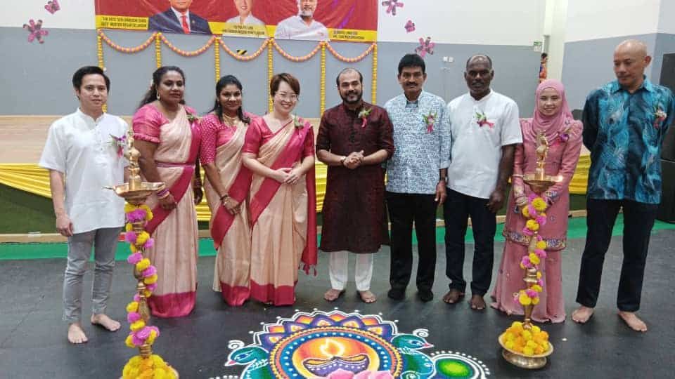 புக்கிட் லஞ்சாங்  தொகுதி   தீபாவளி திறந்த இல்ல உபசரிப்பு.