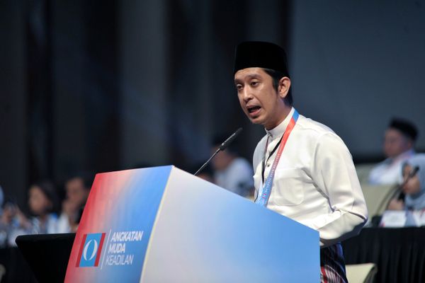 公青团斗争理念不能仅是口号 阿当阿里:须一同成为执行者