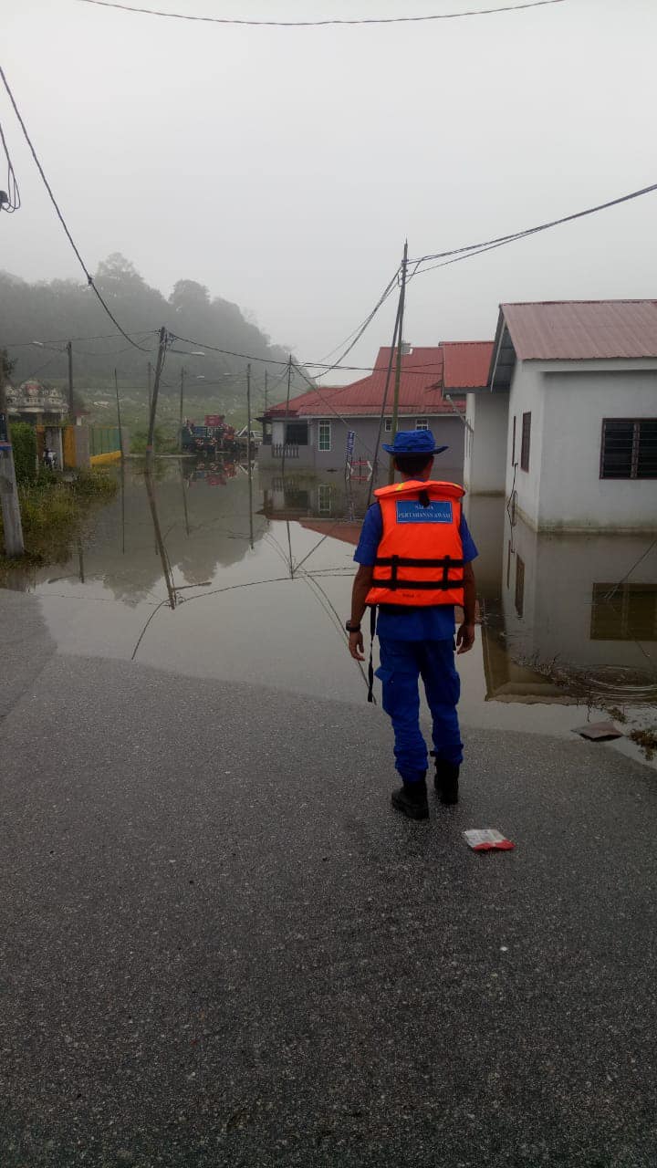 Mangsa banjir di Perak meningkat pagi ini, satu lagi PPS dibuka