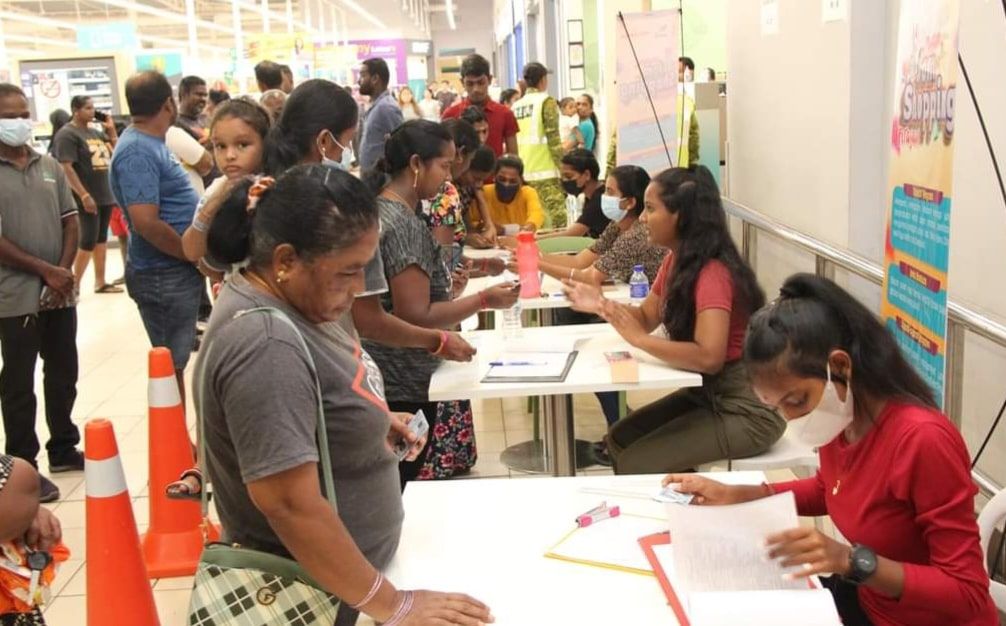 புக்கிட் மெலாவத்தி தொகுதியில் 400 பேருக்கு தீபாவளி பற்றுச் சீட்டு விநியோகம்