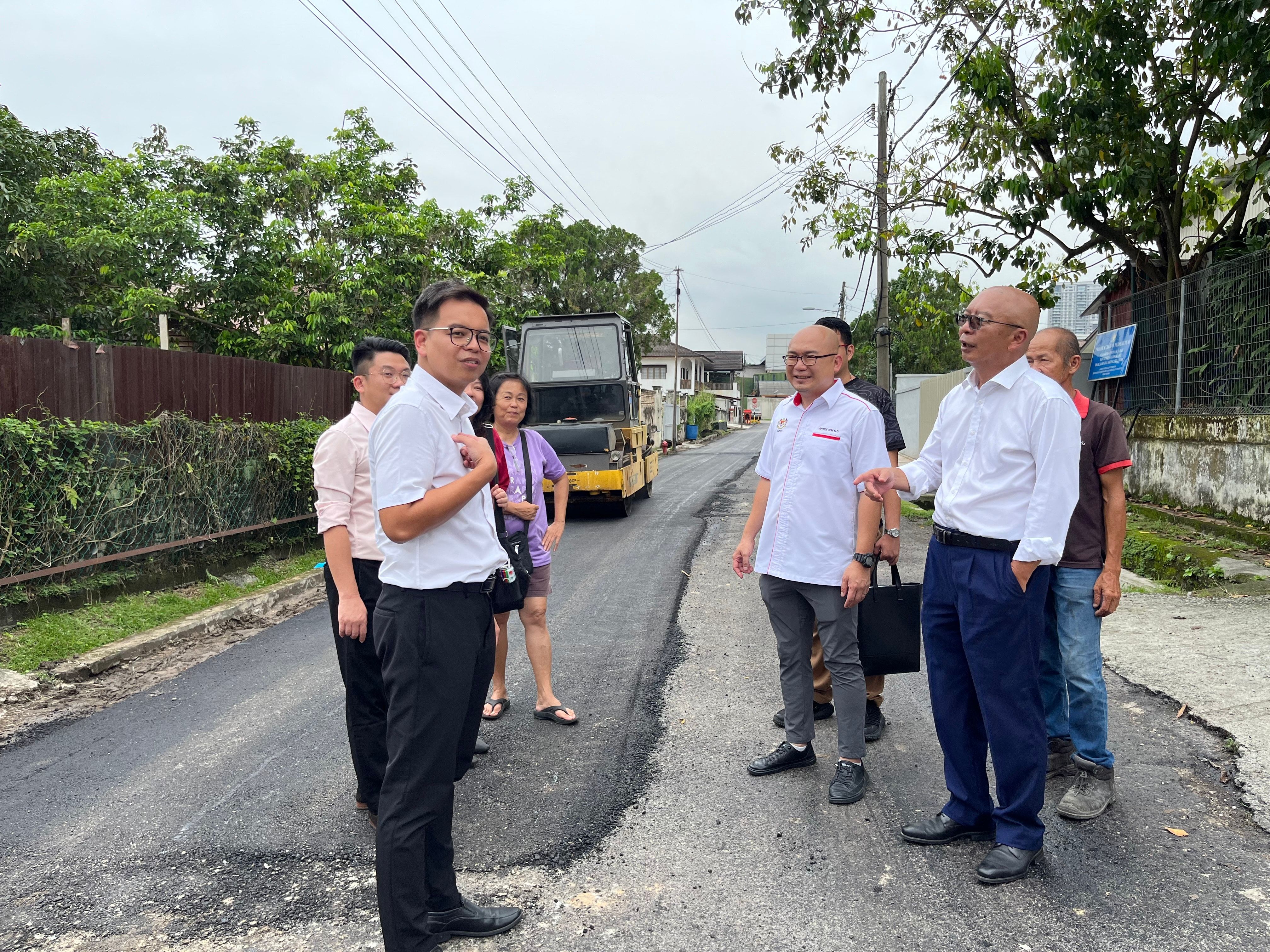 地发部拨20万提升无拉港新村路  王俊伟：工程料数日内完工