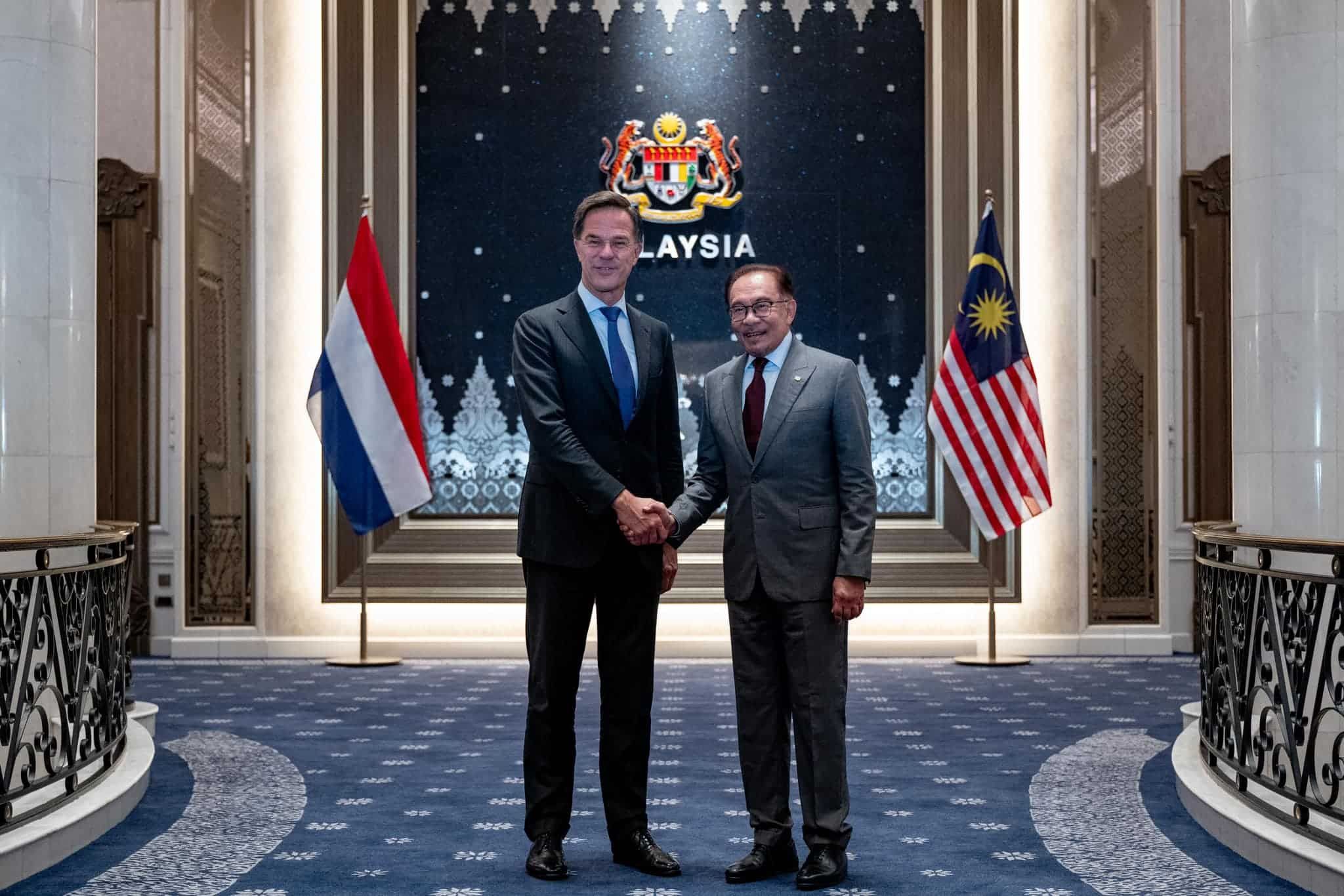 安华：荷兰首相尊重大马挺巴立场