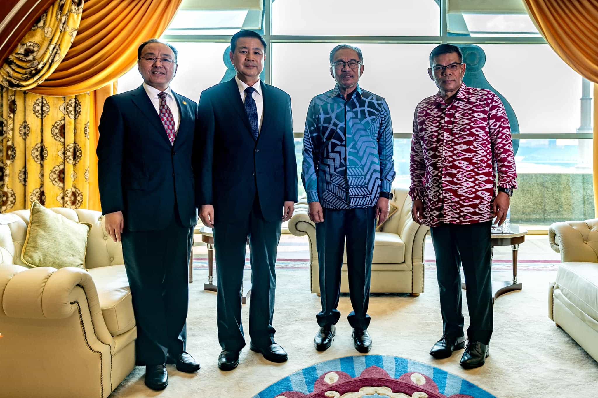 China's public security minister calls on Anwar during courtesy visit