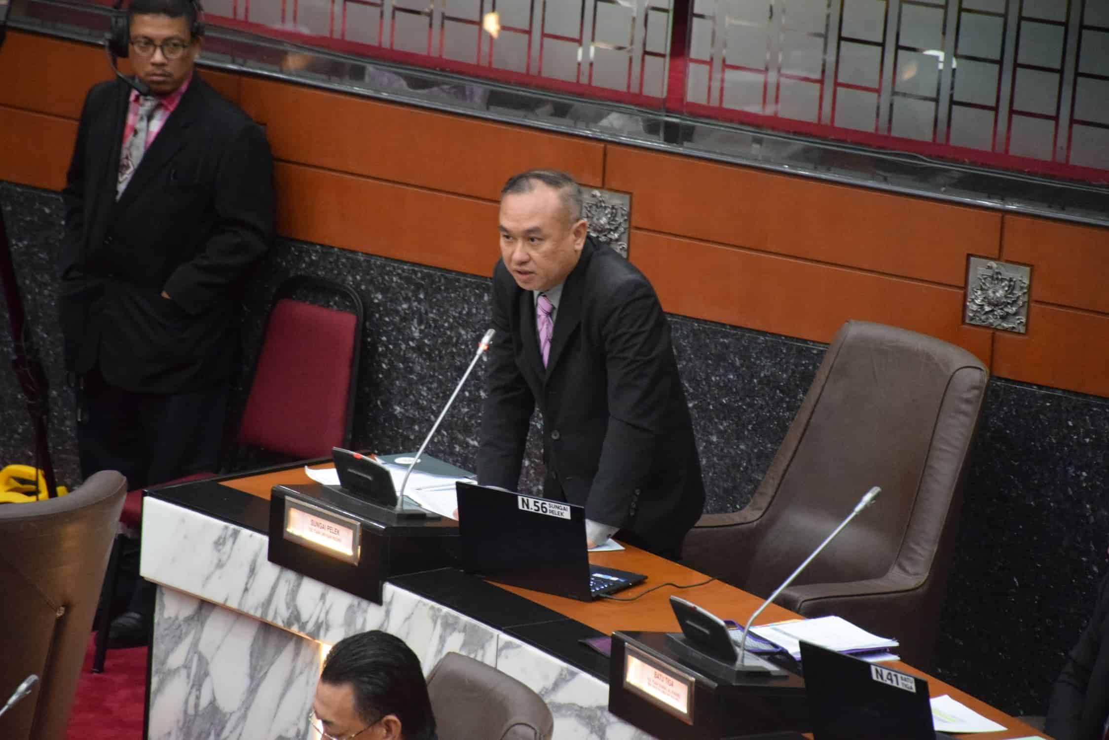 雷健强促州政府着重 农业体育旅游等发展