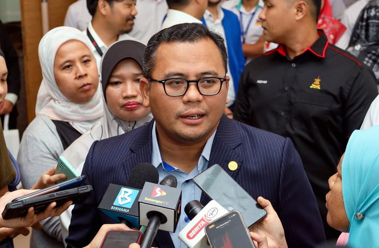 雪大臣：不能只在社媒称王  须解决问题赢年轻选民支持