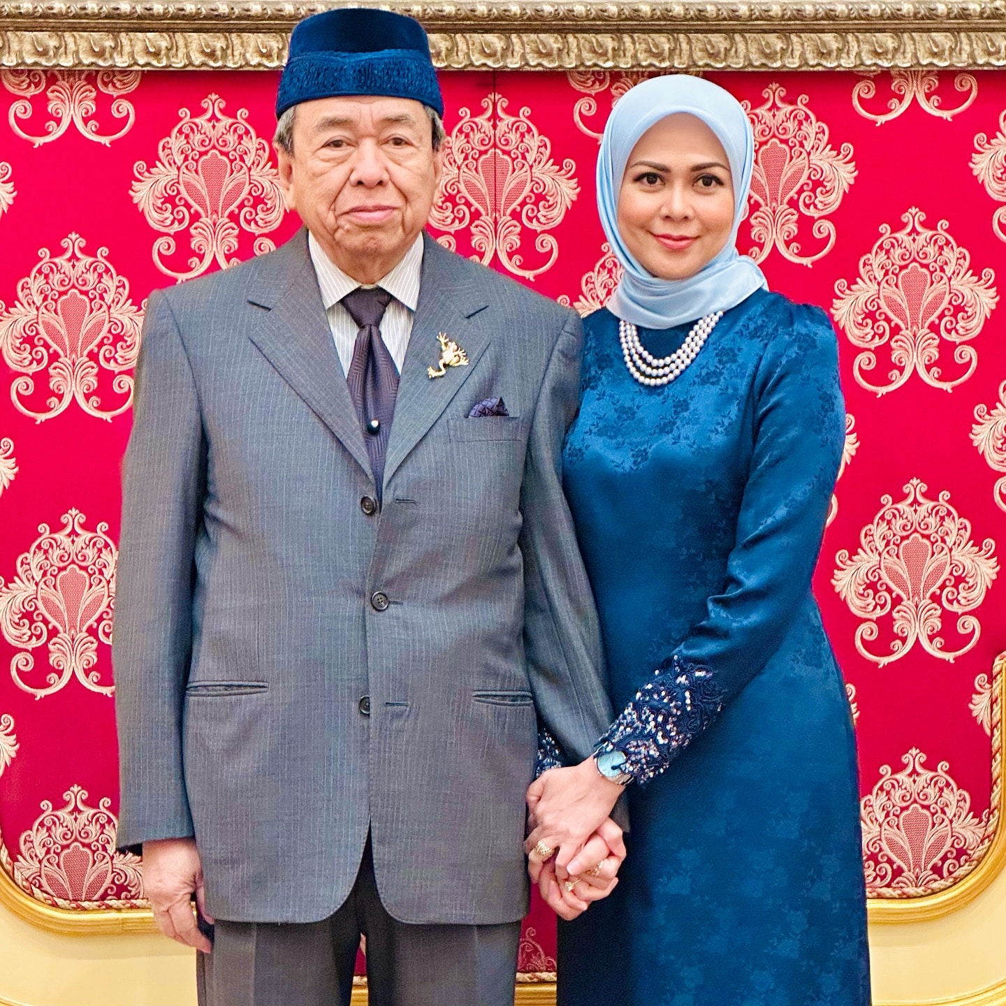 Selangor royal couple urges mutual respect among races in Christmas greeting
