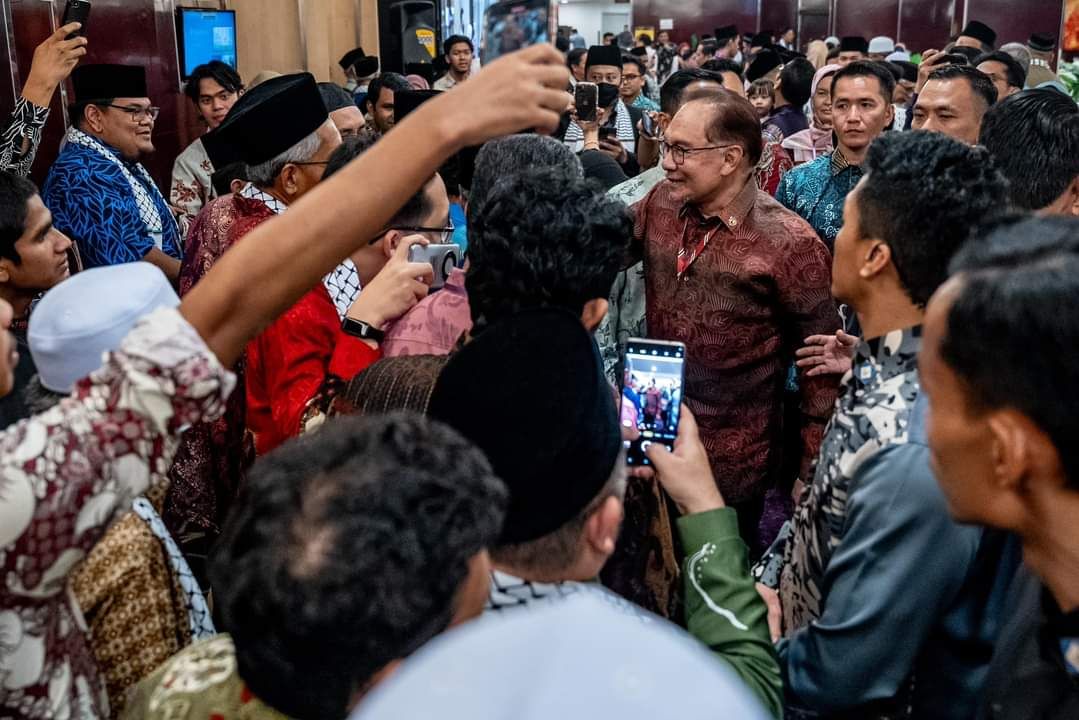 穆斯林须努力及组织性  安华：启迪整个民族