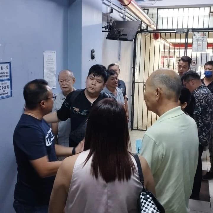 莲花公寓升降机失修逾一年  游佳豪晤住户商对策