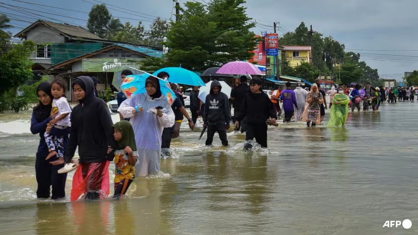 Thailand puts 33 provinces on alert for floods, landslides