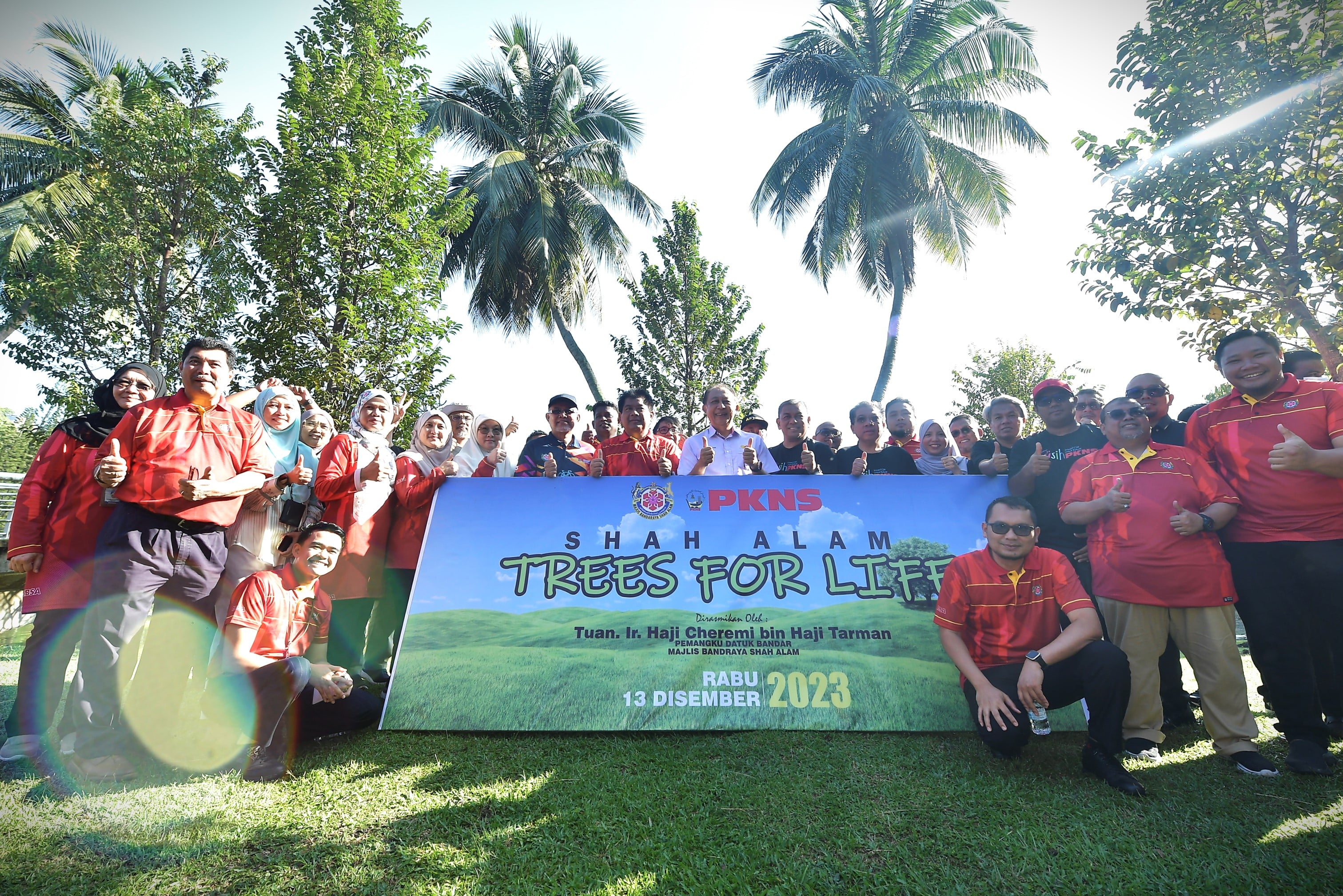 PKNS sumbang RM30,000 kepada MBSA, jayakan 'Shah Alam Trees For Life'
