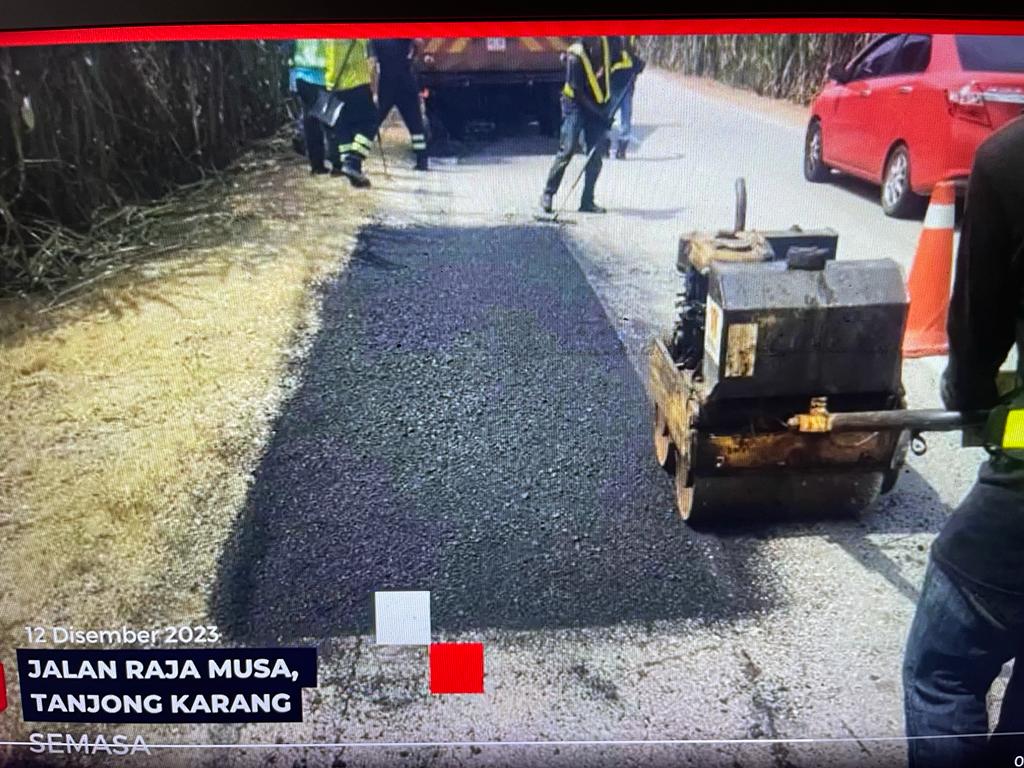 Infrasel baiki jalan di Tanjong Karang tidak sampai 24 jam selepas terima aduan